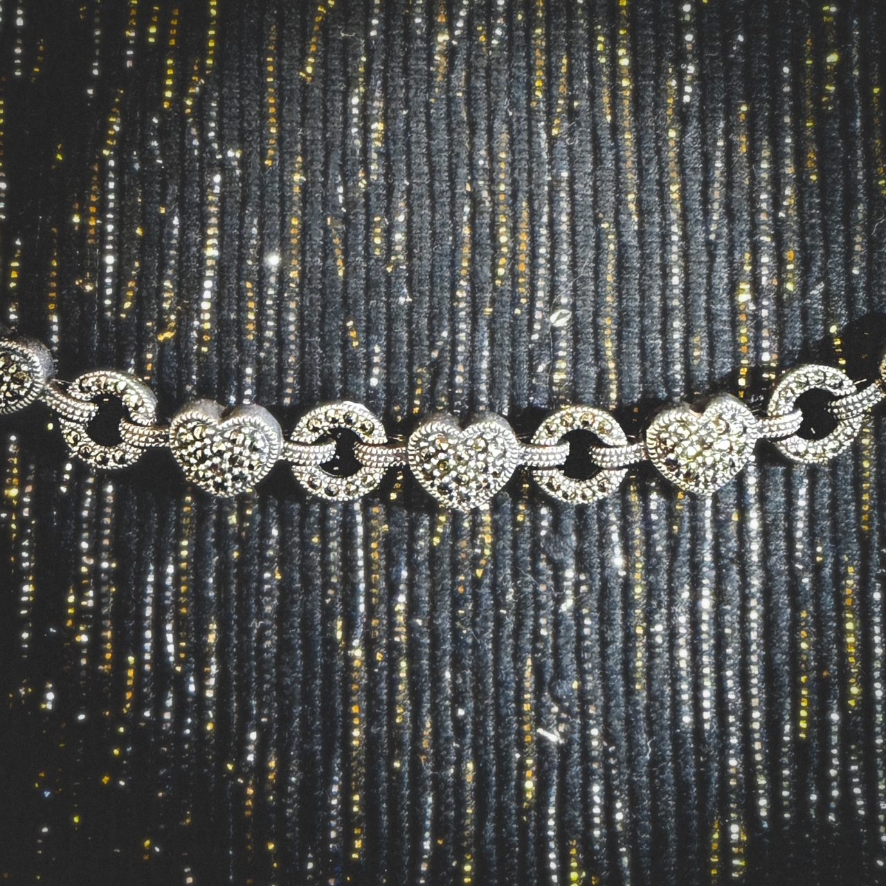 37EB7286-90F4-403C-8533-46E88EB50FA3